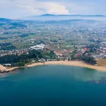 Leal - La Sirena Otel
