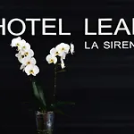 Leal - La Sirena Villanueva De Arosa