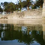 Leal - La Sirena Otel Villanueva De Arosa