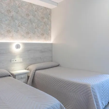 Leal - La Sirena * فيلانويفا دي أروسا