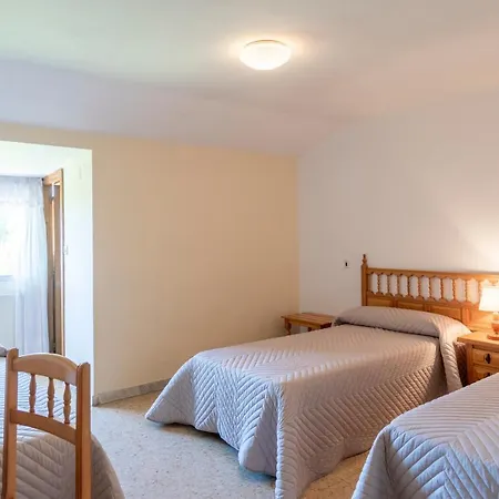 Leal - La Sirena فيلانويفا دي أروسا