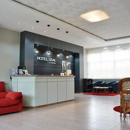 Leal - La Sirena فندق *