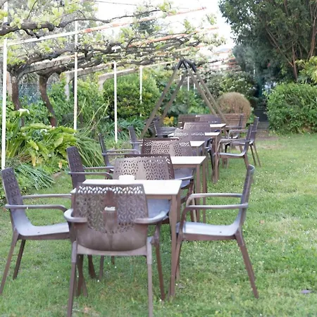 Leal - La Sirena فندق فيلانويفا دي أروسا