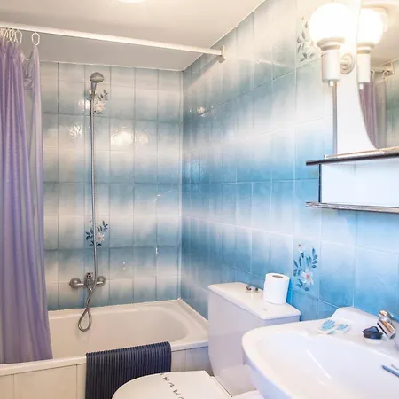 Leal - La Sirena * فيلانويفا دي أروسا