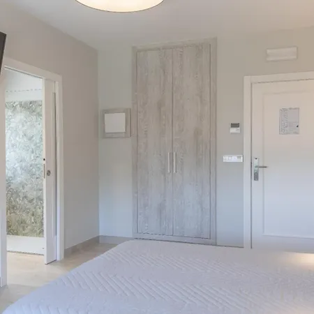 Leal - La Sirena 阿罗萨新镇