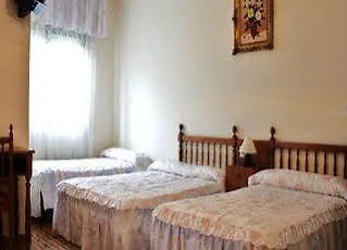 Leal - La Sirena Szálloda Villanueva de Arosa